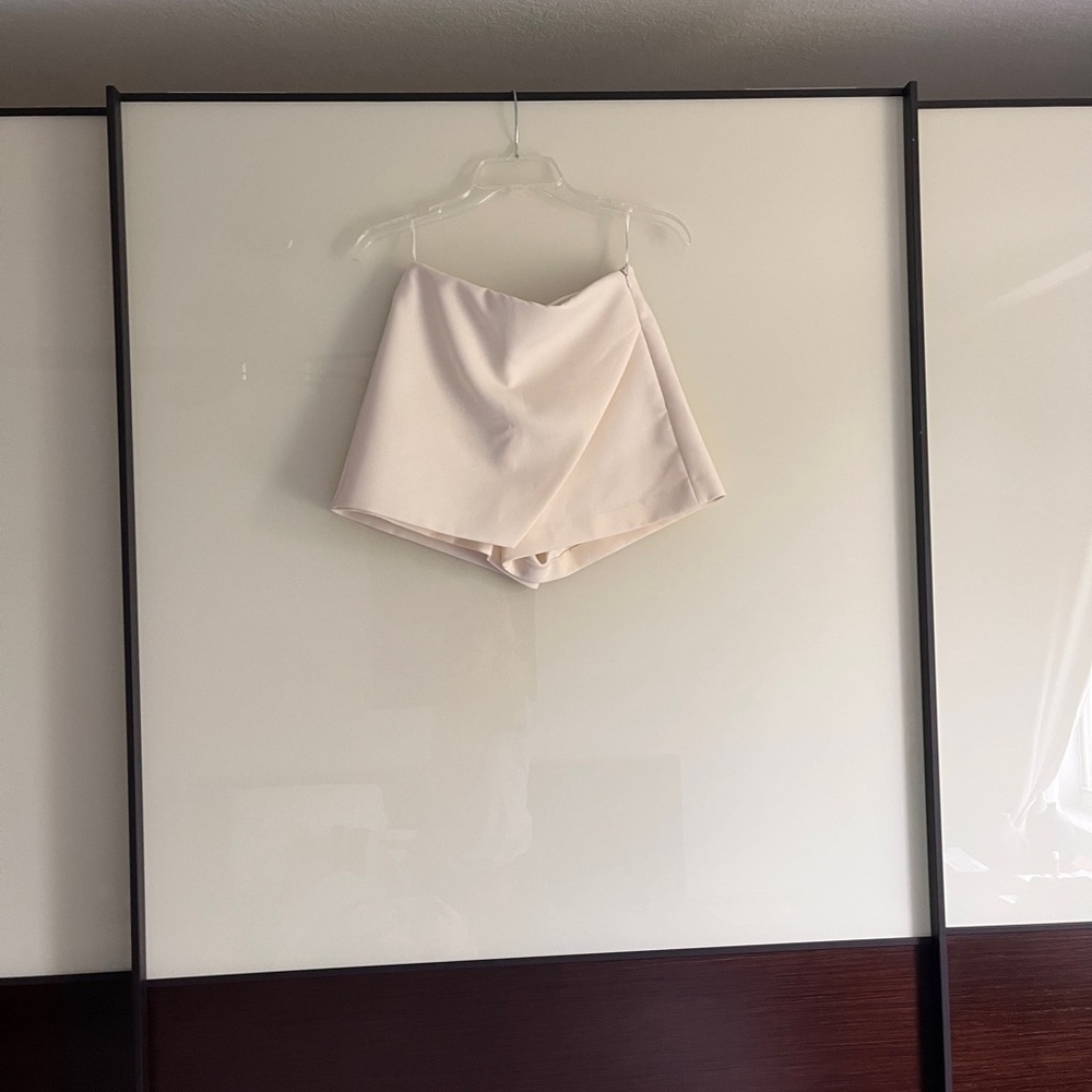 Zara Cream Skorts with Minimalist Design